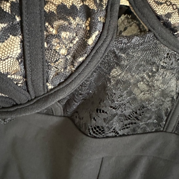 NWOT Black lace see through jumper - Picture 4 of 4